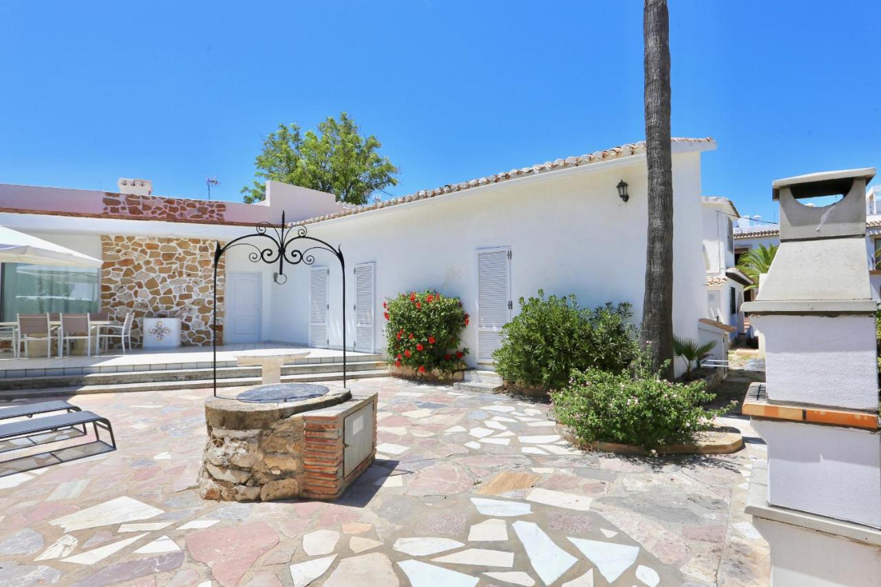 Urbanizacion El Oasis, 20 Villas En 1ª Linea Playa Denia Exterior foto