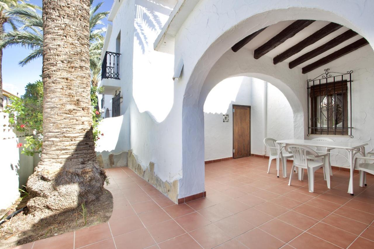 Urbanizacion El Oasis, 20 Villas En 1ª Linea Playa Denia Exterior foto