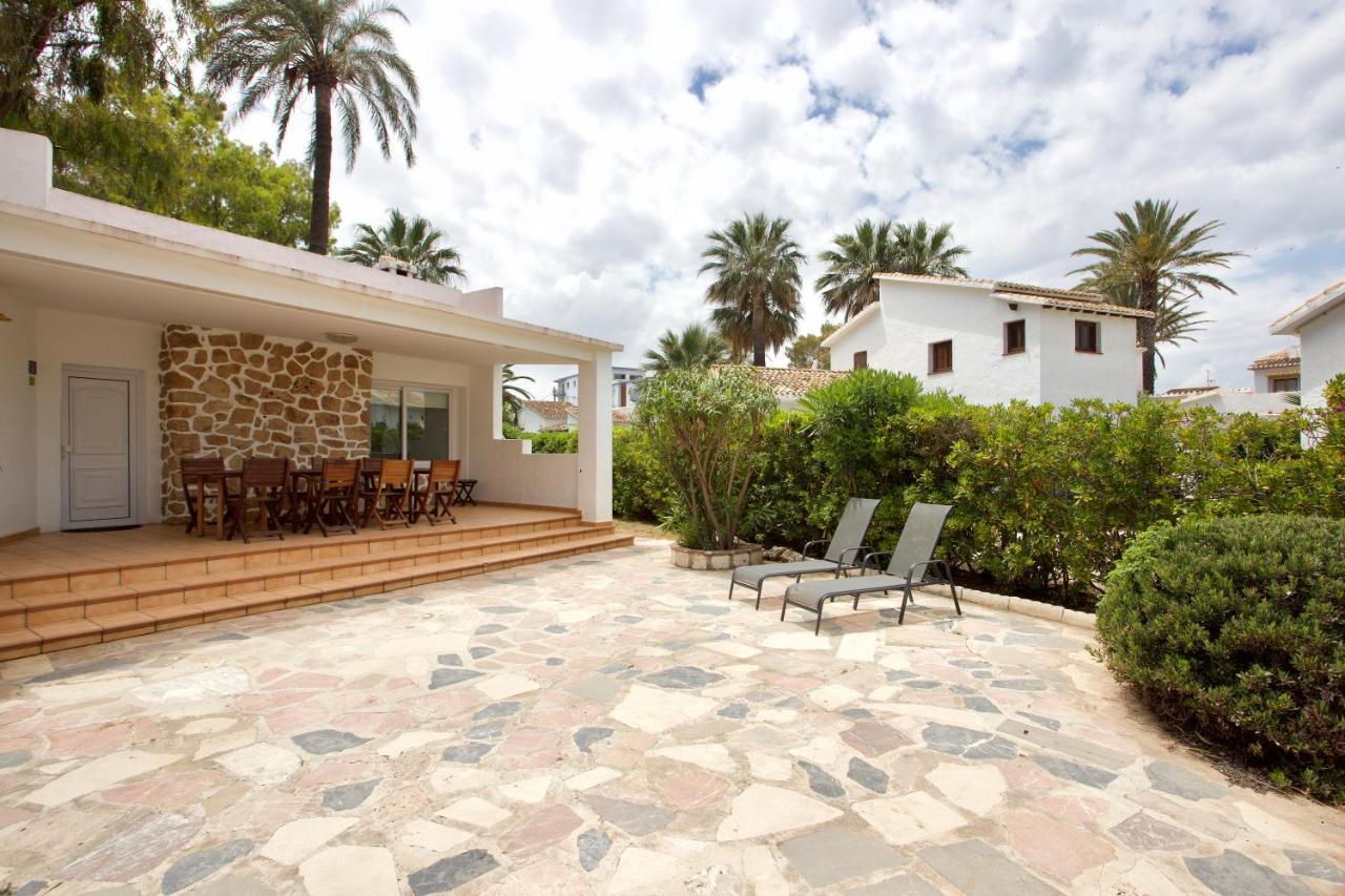 Urbanizacion El Oasis, 20 Villas En 1ª Linea Playa Denia Exterior foto